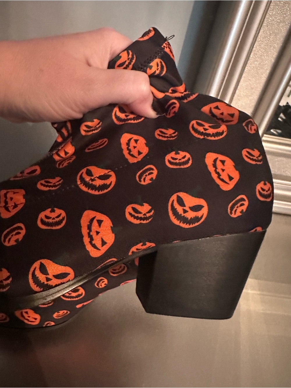 YRU Halloween Jack o Lantern Boots-NEW - Picture 9 of 9